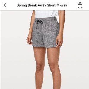 Lululemon size 6 Spring Break Away Shorts (Grey)